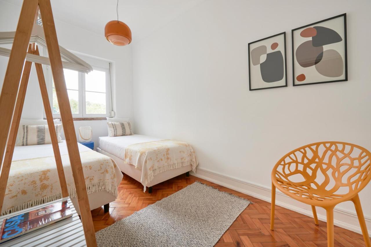 Light-Filled & Renovated Apartment, By Timecooler Lissabon Buitenkant foto